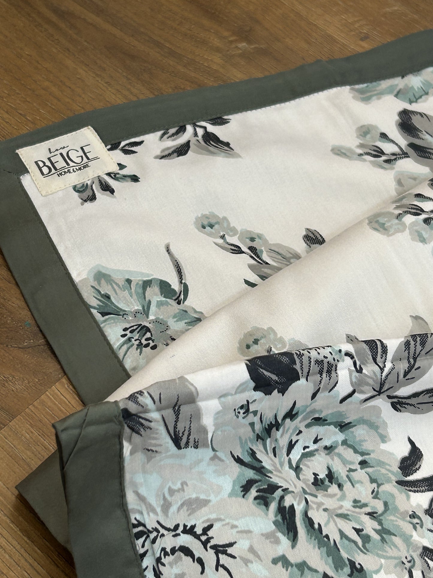 Floral Fortune - Bamboo Silk Light Weight Duvet