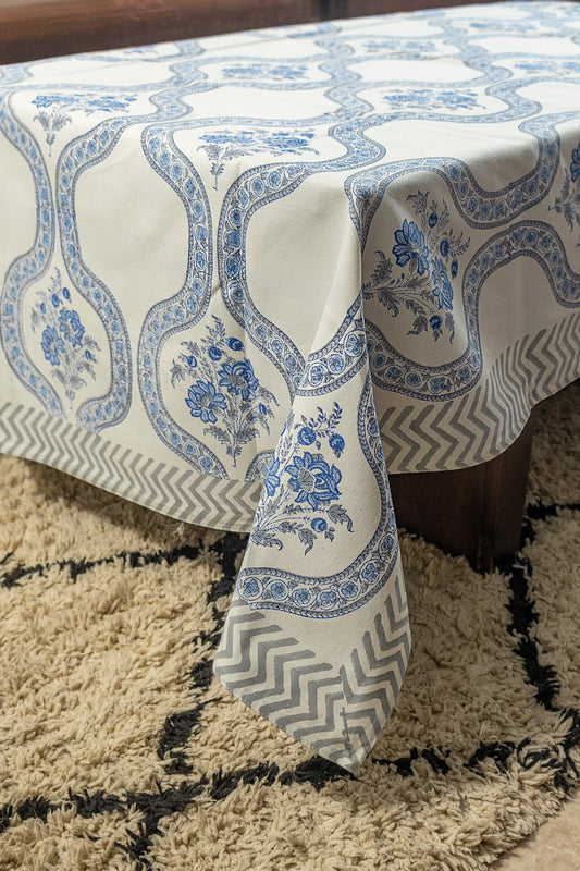 Glazed lily -  Table Cover