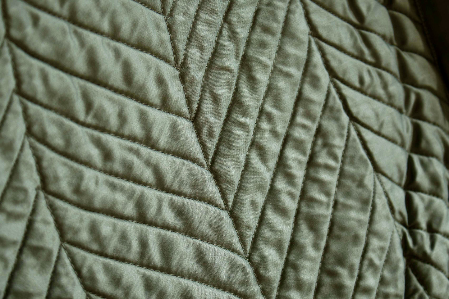 Olive Leaf Strip - Silk Quilted Duvet Set of 5